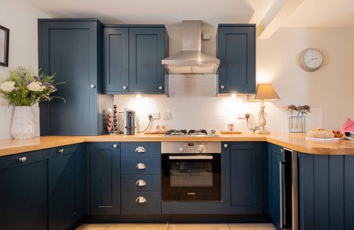 Chadlington Cottage | Beautifully presented holiday cottage - Harvey's Corner Cottage