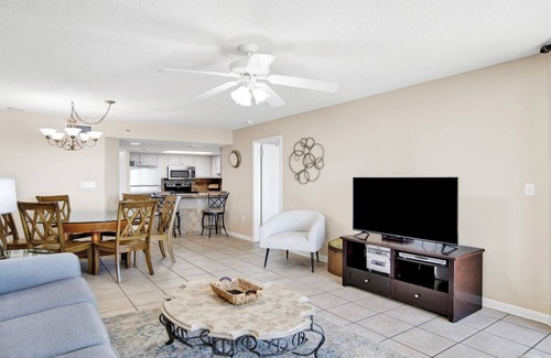 Orange Beach Condo | Beautifully Updated Phoenix VI 2BR 4th Floor Condo!