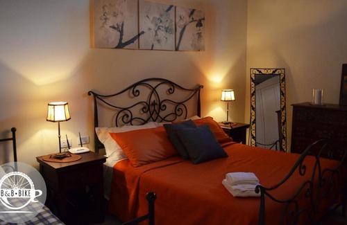 Castel Cellesi Bed & Breakfast | Bed and Breakfast Bike