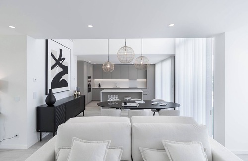 Sao Joao das Lampas Villa | Belemia White Villa, Sintra, Lisbon