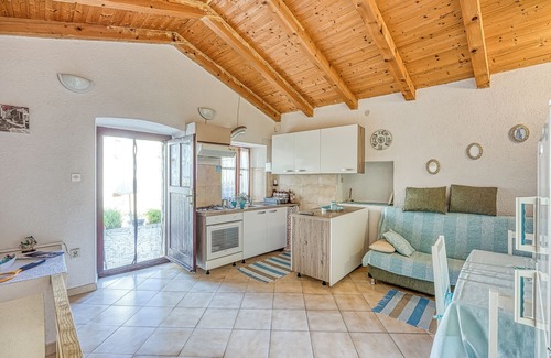 Beli Apartment | Beli Old Town Apartment, Beli, Croatia