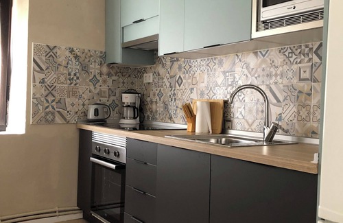 Mansilla de las Mulas House | Belia House