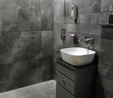 Zirakpur House | BELLA VISTA Homestay BNB