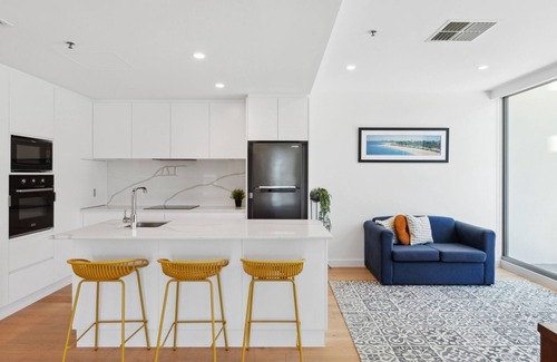 Glenelg Apartment | Belle Escpaes - Sea the Views