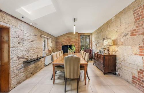 Richmond House | Bellevue House, Historic Luxury