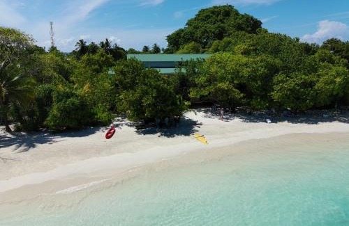 Bodufolhudhoo Hotel | Belmar Beach
