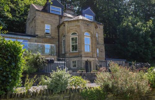 Halifax House | Belvedere Farm