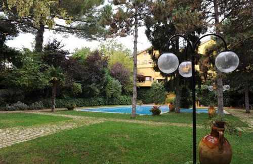 Velletri Hotel | Benito Al Bosco