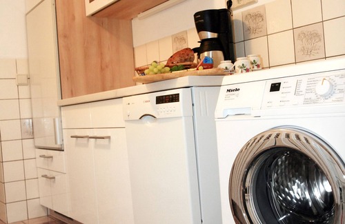 Loebau Apartment | "Bergblick" guest apartment near Löbauer Berg (Upper Lusatia)