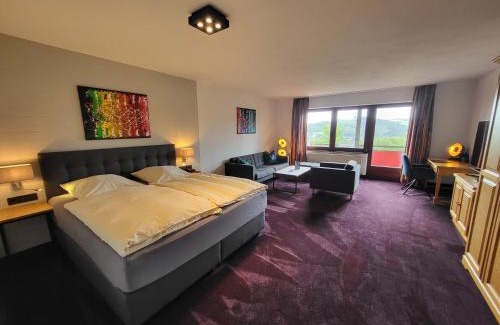 Cobbenrode Hotel | Berghotel Habbel und die Welt kann warten