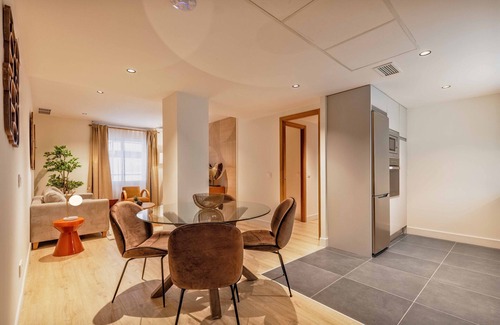 Nueva Espana Apartment | Bernabeu Place IV apartment in Madrid