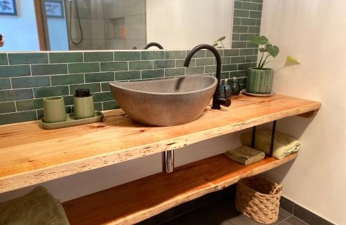 Orford House | Bernacchi Retreat