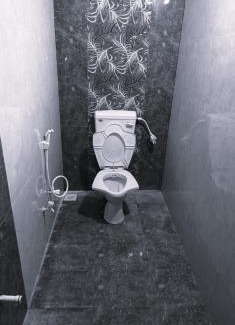 Dwarka Hotel | Best Family Hotel in Dwarka - AC & Non AC Deluxe Room -Laxmii