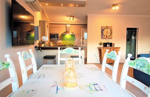 Picton Apartment | Best Harbour Views in Sunny Peaceful Location