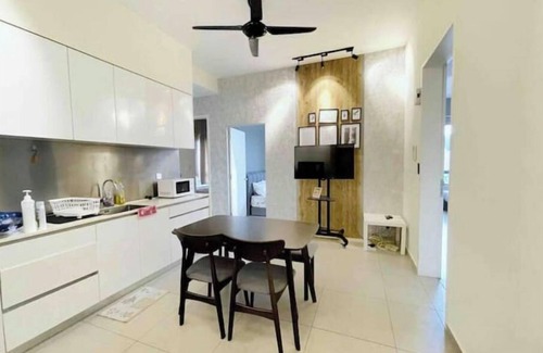 Kuarters Kampung Pandan Condo | BEST in KL | near MidValley & SunwayVelocity 中文房东