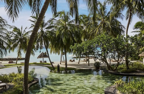Reethi Rah House | Best Place to Unwind! On Private Beach w/Beach View, Private Pool and Spa Tub