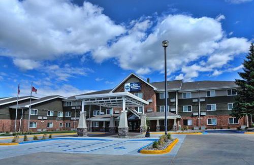 Grand Forks Hotel | Best Western Harvest Inn & Suites
