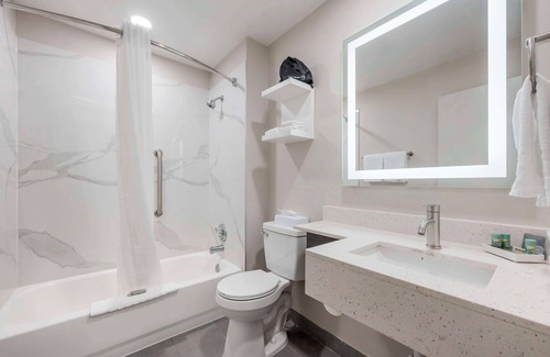 Mattoon Hotel | Best Western Heartland Inn