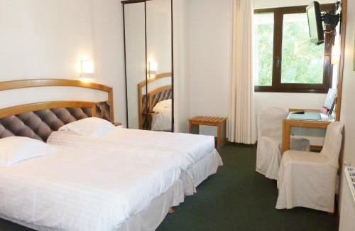 Laguiole Hotel | Best Western Le Relais de Laguiole Hôtel & Spa