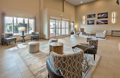 College Hotel | Best Western Plus Chena River Lodge