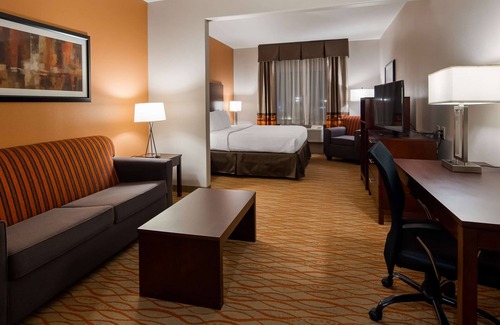 Spring Hotel | Best Western Plus Spring Inn & Suites