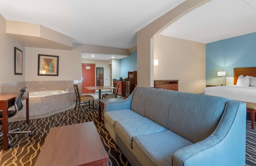 Greenville Hotel | Best Western Plus Suites-Greenville