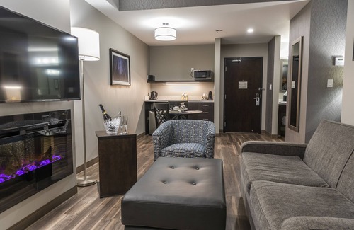 Timmins Hotel | Best Western Premier Northwood Hotel