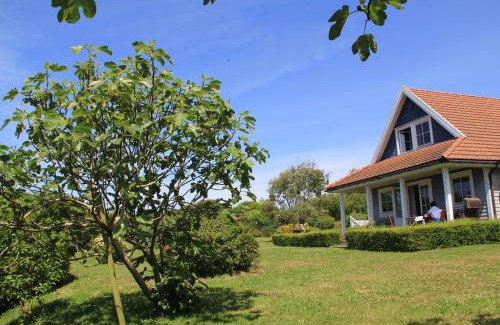 Les Moitiers-d'Allonne Villa | Between the dunes and the sea