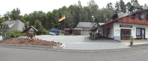 Bischofsdhron Apartment | Bichlhof Bärfra Ferienwohnung Am Brunnen