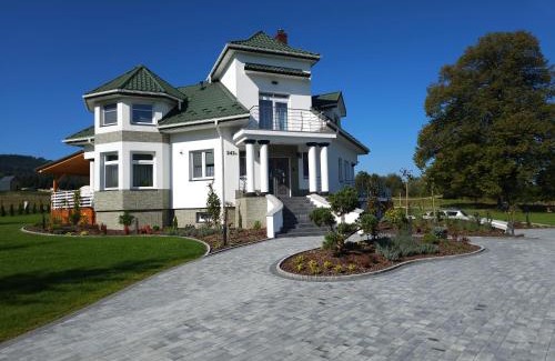 Ustrzyki Dolne Villa | Bieszczadzka Perełka