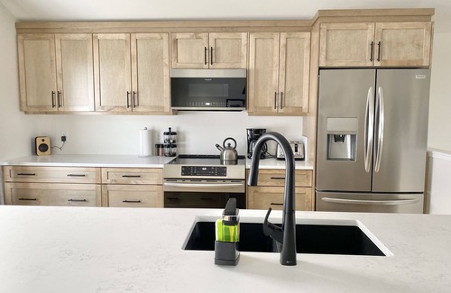 Courtenay Ski Chalet | Big Bear Chalet, modern home on Mount Washington