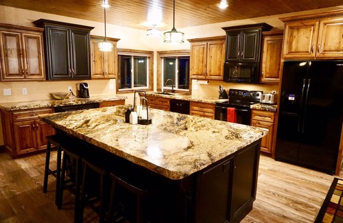 Rea House | Big Pine Lodge in Island Park, ID