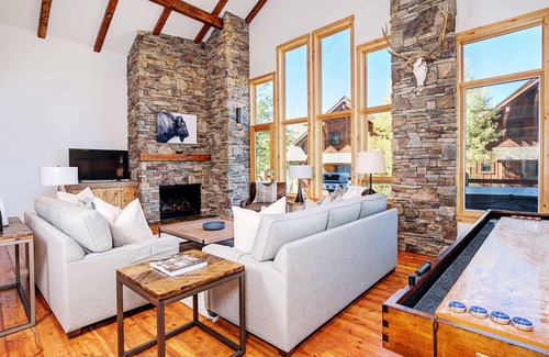 Big Sky House | Big Sky Vacation Rentals: Black Eagle 29