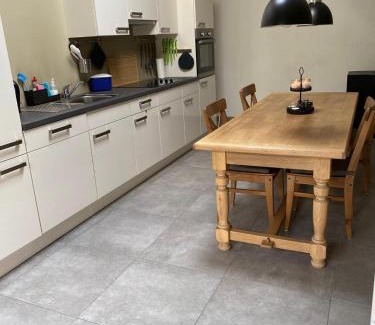 Opglabbeek House | bij Petros