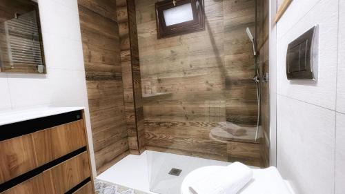 Bilbao Old Town Apartment | Bilbao Ronda apartamento con balcón Casco Viejo