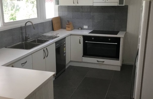 Yackandandah House | ‘Biloela’ Central Yackandandah Home near Epic Mountain Bike Trail