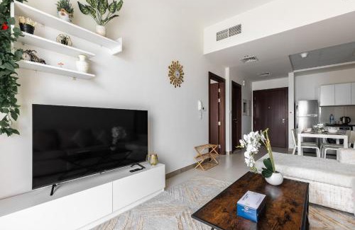 Jadaf Apartment | Binghatti Gateway by SIMPLY COMFORT