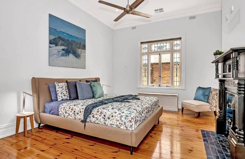 Grange House | Birdy Beach House - An Idyllic Oceanfront Lifestyle