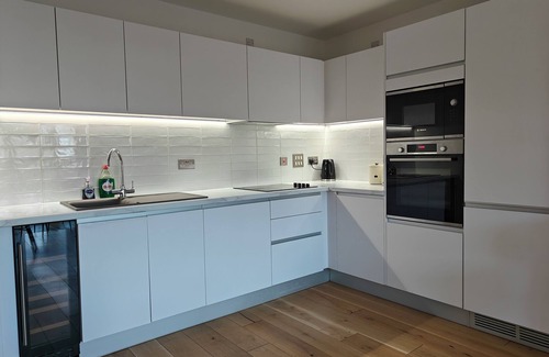 Theatreland Birmingham Apartment | Birmingham City Center - 3 Bed Apartment