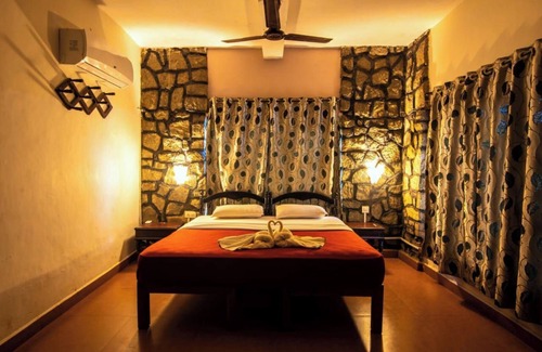 Ganeshgudi Hotel | Bison River Resort Dandeli