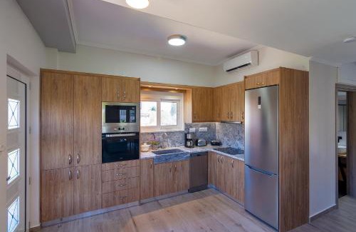 Palaiochora House | Bitsakis Family II - Paleochora Luxury House