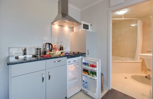 Petone Hotel | BKs Premier Motel Esplanade