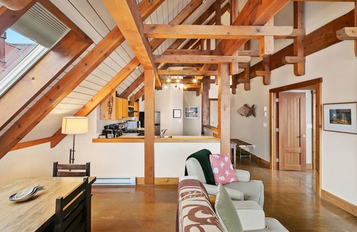 Ucluelet House | Black Rock Landing