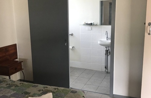 Blackall Hotel | Blackall Coolibah Motel