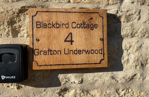 Twywell House | Blackbird Cottage