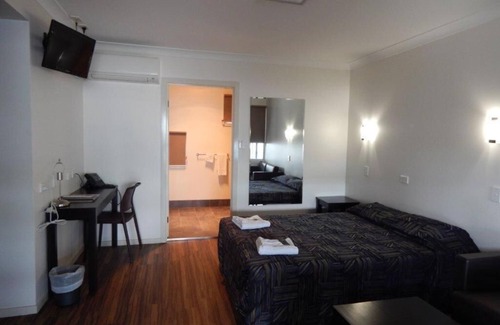 Blackwater Hotel | Blackwater Hotel Motel