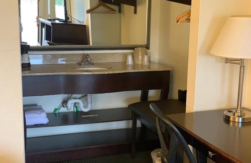 Harold Hotel | Blackwater Inn