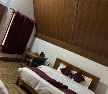 Kharsali Hotel | Blessings Resort Jankichatti