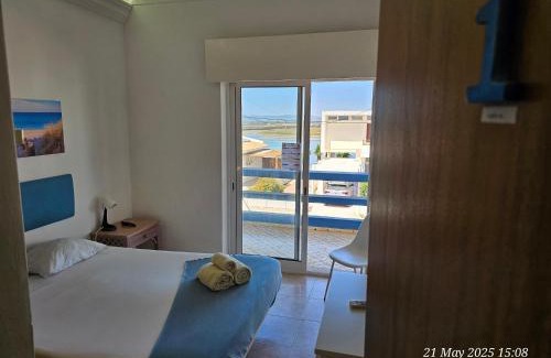 Praia de Faro House | Blife Ceriya private rooms at Faro beach