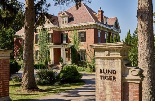 South End Hotel | Blind Tiger Burlington